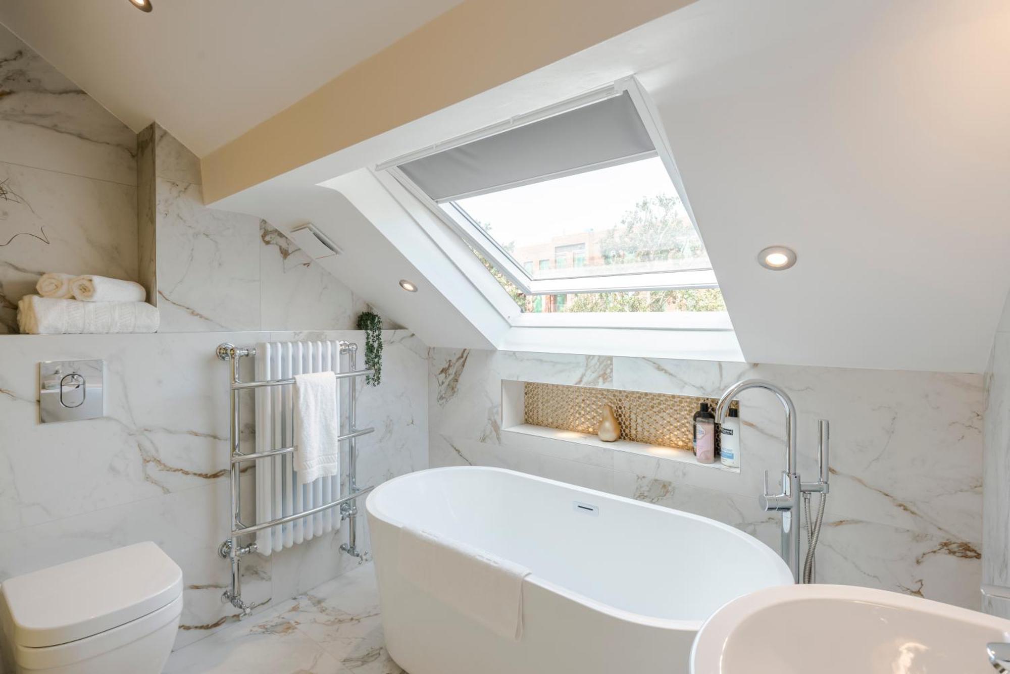 Stunning 3 Bed Duplex Apartment In The Heart Of West Hampstead Лондон Екстер'єр фото